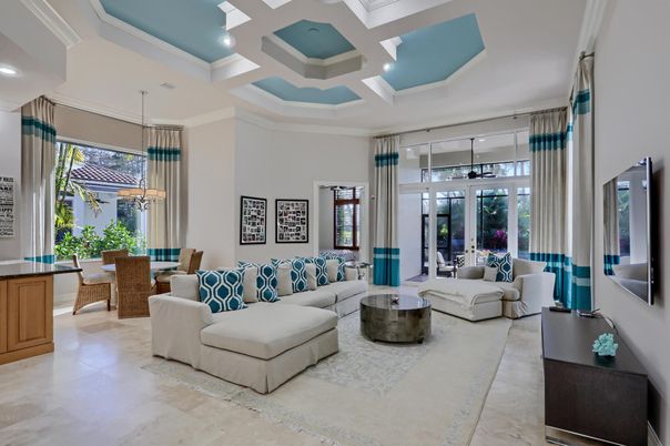 Dining room, Interior, Living room, Pendant Lights, Recessed Lighting