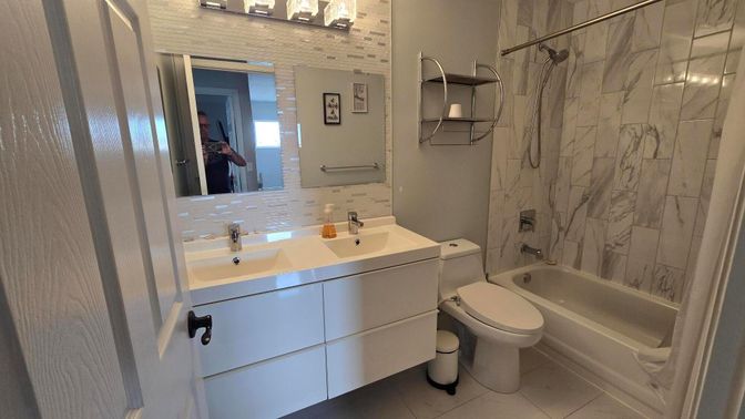 Bathroom, Interior, Marble Walls