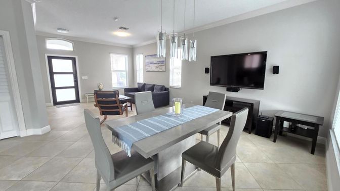 Dining room, Interior, Living room, Pendant Lights, Recessed Lighting