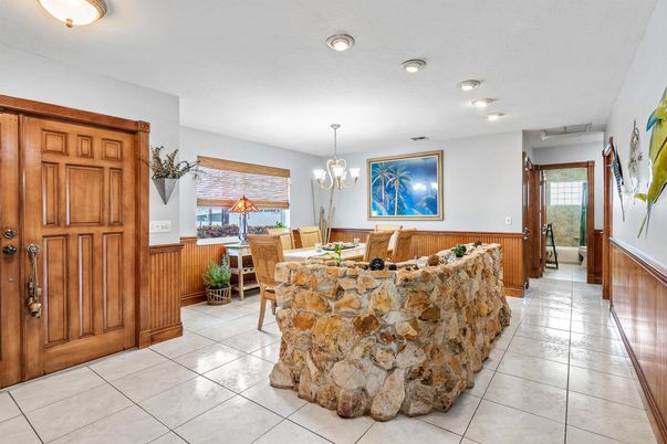Chandelier, Dining room, Interior, Recessed Lighting