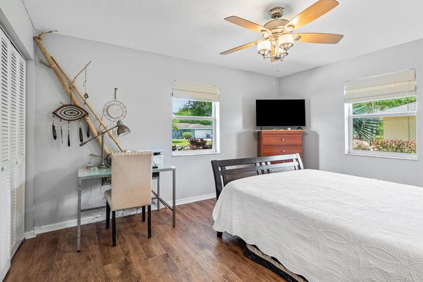 Bedroom, Home Office, Interior, Wood Texture Flooring
