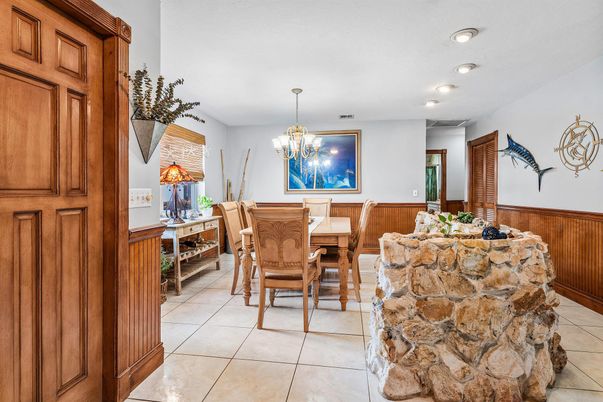 Chandelier, Dining room, Interior, Recessed Lighting