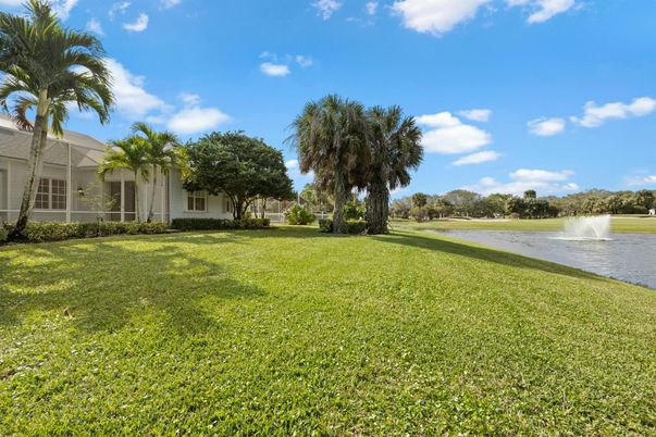 Backyard, Exterior, Lake