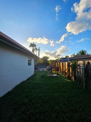 Backyard, Exterior, Playground