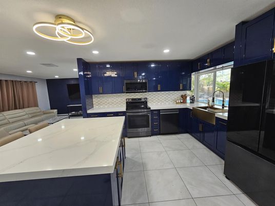 Interior, Kitchen, Pendant Lights, Recessed Lighting, Stainless Steel Appliances
