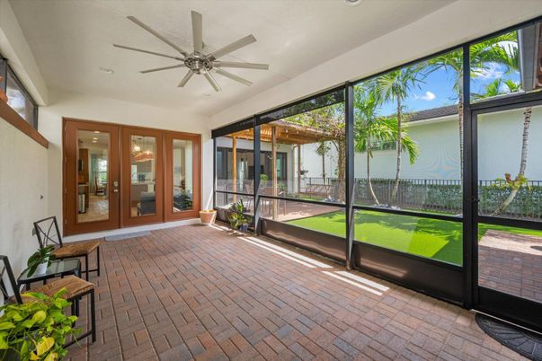 Interior, Recessed Lighting, Sun Room