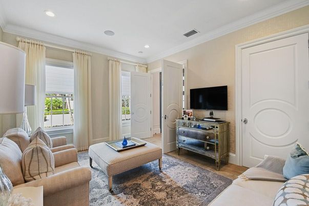 Interior, Living room, Recessed Lighting, Wood Texture Flooring