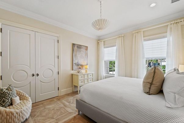 Bedroom, Interior, Pendant Lights, Recessed Lighting, Wood Texture Flooring