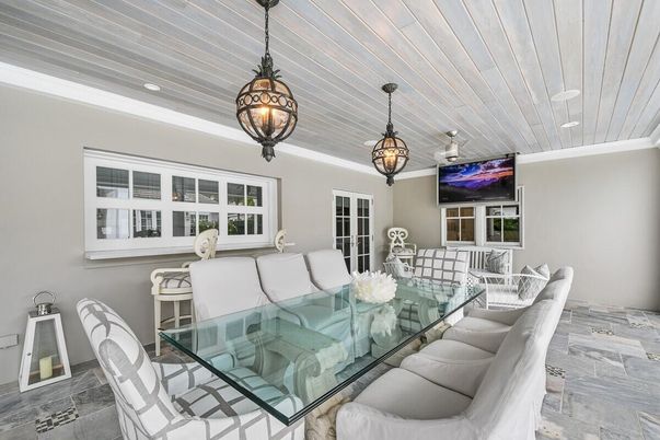 Dining room, Interior, Pendant Lights, Wooden Ceilings