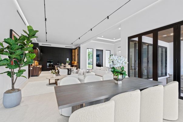 Dining room, Interior, Living room, Recessed Lighting