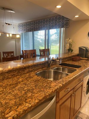 Dining room, Interior, Kitchen, Pendant Lights, Recessed Lighting, Washer