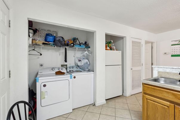 Interior, Utility Closets, Washer
