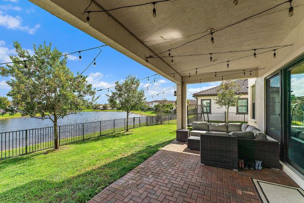 Backyard, Exterior, Water