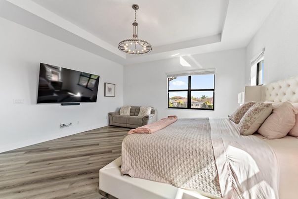 Bedroom, Interior, Pendant Lights, Wood Texture Flooring