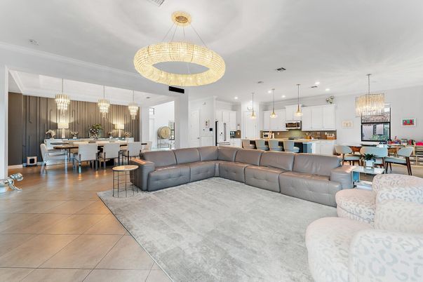 Chandelier, Dining room, Interior, Kitchen, Living room, Pendant Lights, Recessed Lighting, Stainless Steel Appliances