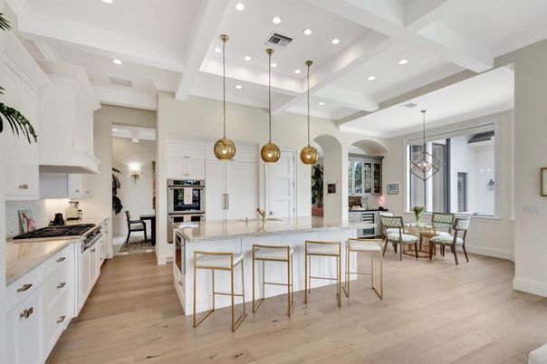 Dining room, Interior, Kitchen, Pendant Lights, Recessed Lighting, Stainless Steel Appliances, Wood Texture Flooring