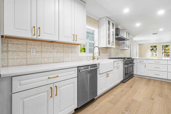 Interior, Kitchen, Recessed Lighting, Wood Texture Flooring