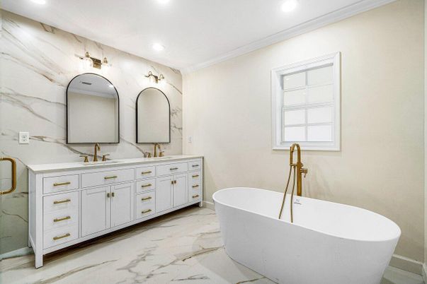 Bathroom, Dual Sink Vanities, Free Standing Baths, Interior, Marble, Marble Walls, Recessed Lighting
