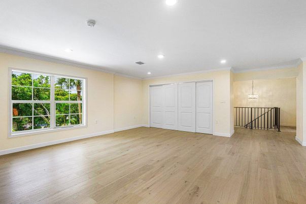Empty room, Interior, Pendant Lights, Recessed Lighting, Wood Texture Flooring