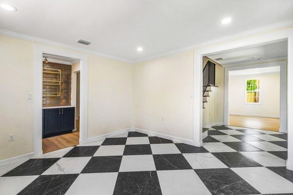 Empty room, Interior, Marble, Recessed Lighting