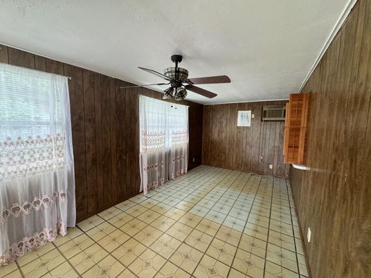 Empty room, Interior, Wooden Walls