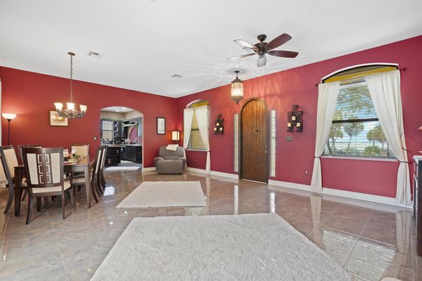 Chandelier, Dining room, Interior