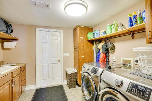 Interior, Washer