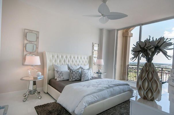 Bedroom, Interior, Water