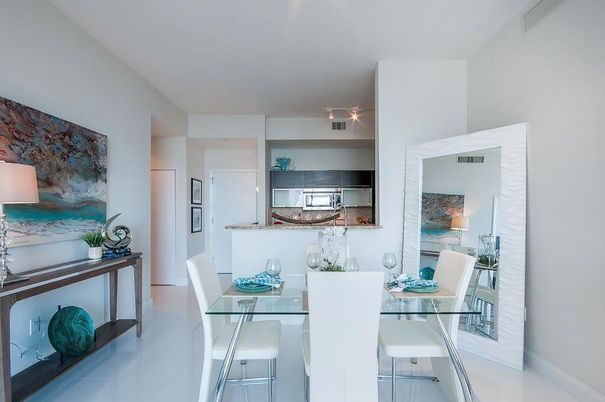 Dining room, Interior