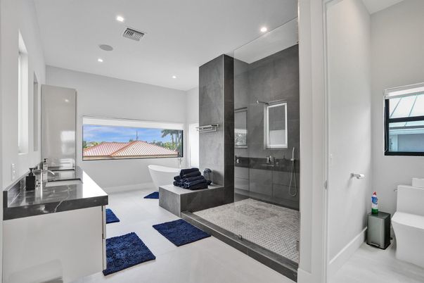 Bathroom, Dual Sink Vanities, Free Standing Baths, Glass Shower, Interior, Recessed Lighting