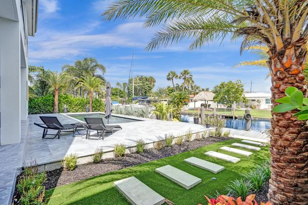 Backyard, Exterior, Pool