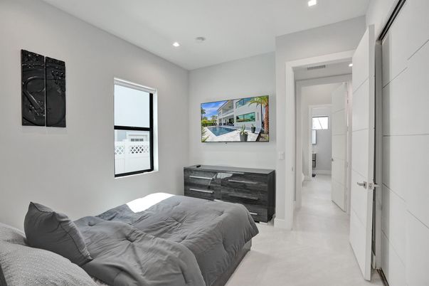 Bedroom, Interior, Recessed Lighting