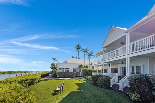 Backyard, Exterior, Water
