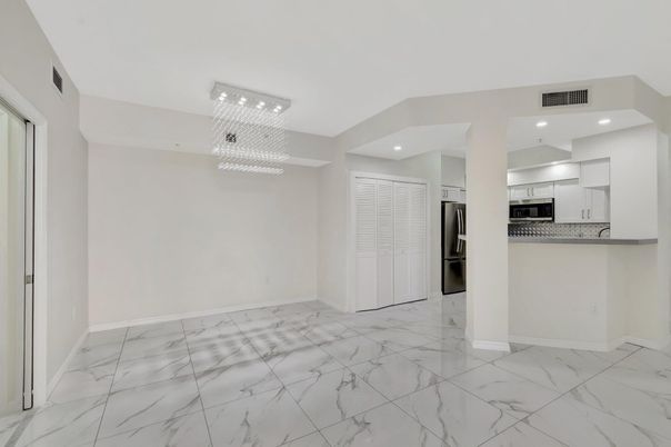Chandelier, Interior, Kitchen, Marble, Recessed Lighting, Stainless Steel Appliances