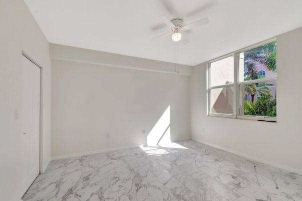 Empty room, Interior, Marble