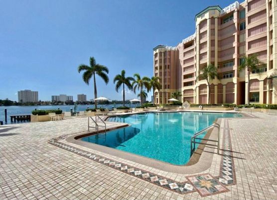 Exterior, Pool, Water