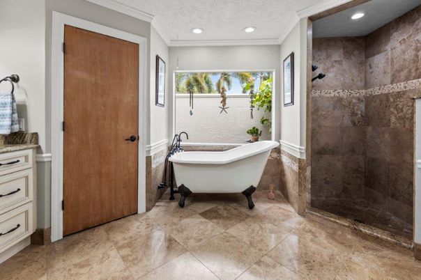 Bathroom, Free Standing Baths, Interior, Recessed Lighting