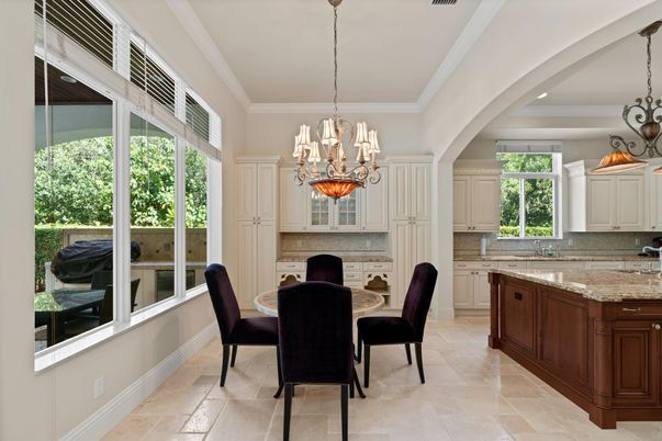 Chandelier, Dining room, Interior, Kitchen, Pendant Lights