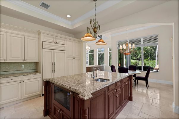 Chandelier, Dining room, Interior, Kitchen, Pendant Lights, Recessed Lighting