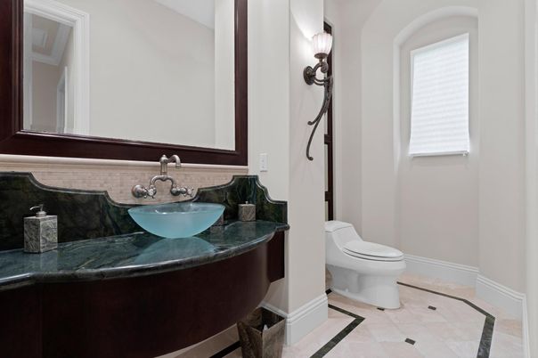 Bathroom, Interior