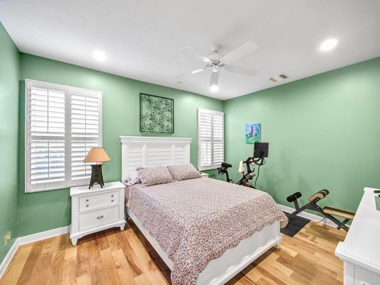 Bedroom, Fitness Equipment, Interior, Recessed Lighting, Wood Texture Flooring