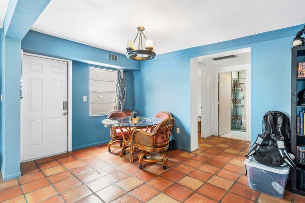 Dining room, Interior