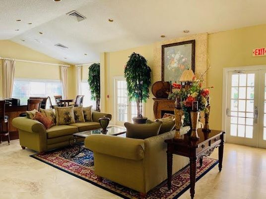 Dining room, Interior, Living room, Recessed Lighting