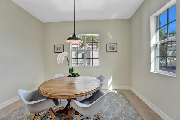 Dining room, Interior, Pendant Lights