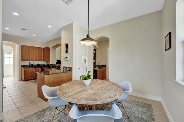 Dining room, Interior, Kitchen, Pendant Lights, Recessed Lighting