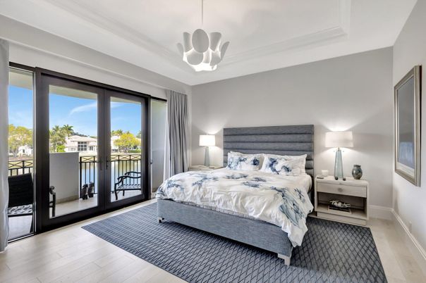 Bedroom, Interior, Pendant Lights, Wood Texture Flooring