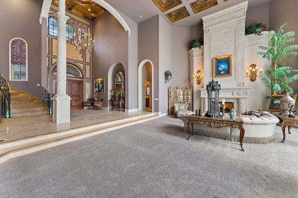 Chandelier, Fireplace, Interior, Recessed Lighting