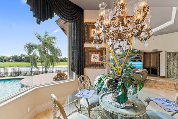 Chandelier, Dining room, Interior