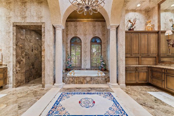 Bathroom, Interior, Recessed Lighting
