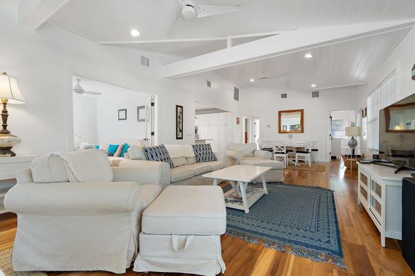 Dining room, Interior, Living room, Recessed Lighting, Wood Texture Flooring